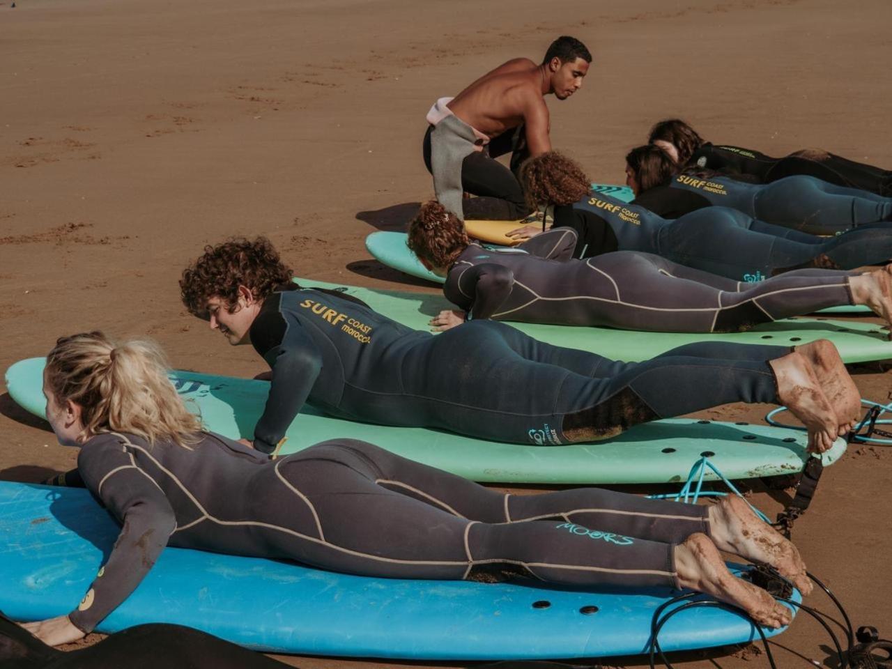 Mamo Surf Morocco Hostel Tamraght ภายนอก รูปภาพ